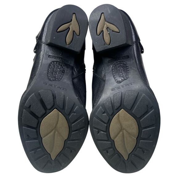 Born Women’s Shaylee Black Leather Side Zip Riding Boots Size US 6 - Picture 9 of 13